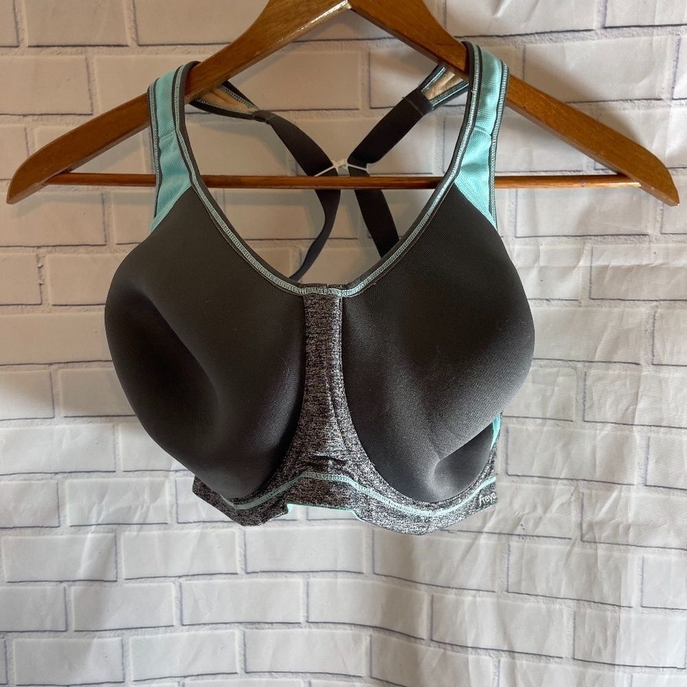 Freya Grey Sonic Moulded Sports Bra Sz 30K
